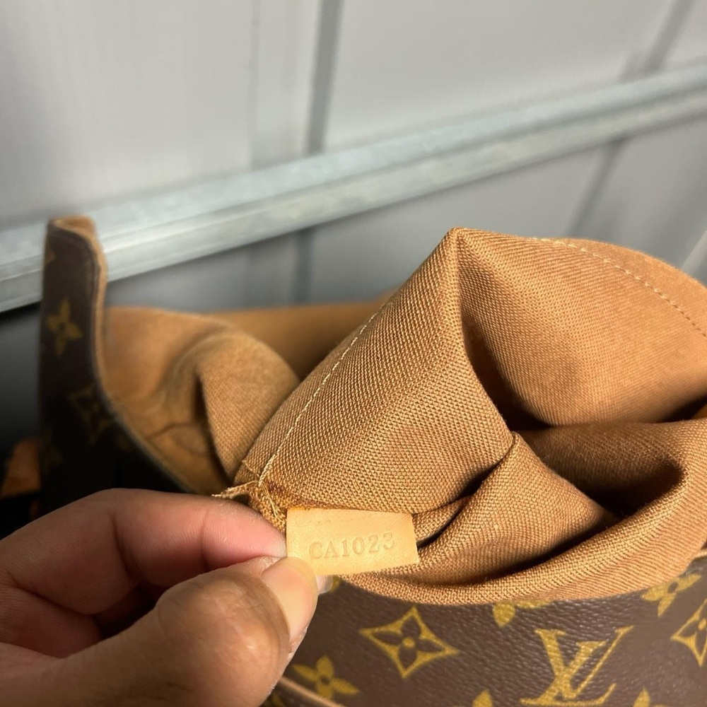 Vintage Louis Vuitton Monogram Abbesses Brown Messenger Bag - Picture 7 of 9